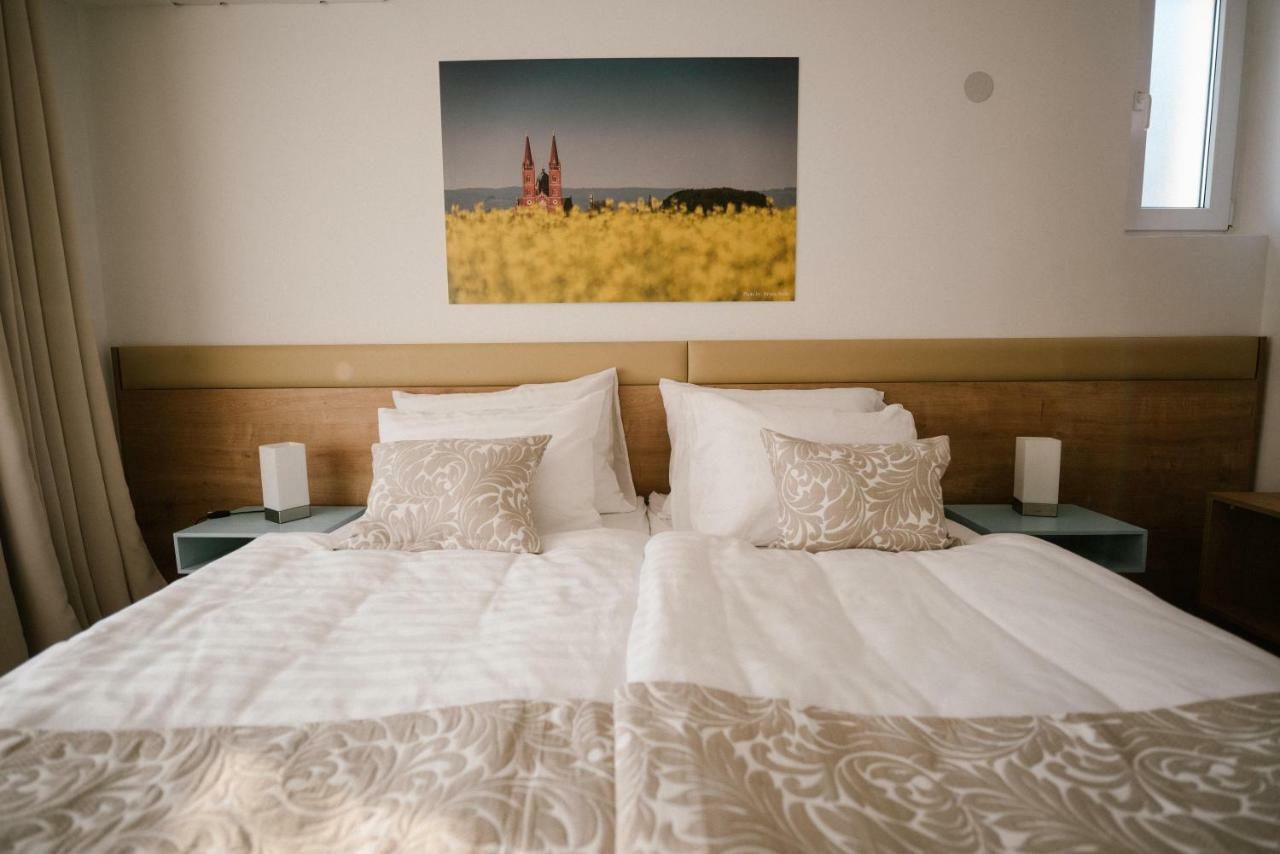 2I Rooms Ðakovo Esterno foto